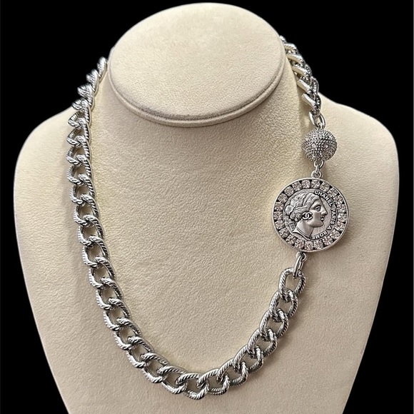 Artisan Crafted Jewelry - CHANEL Silver and Crystal Necklace